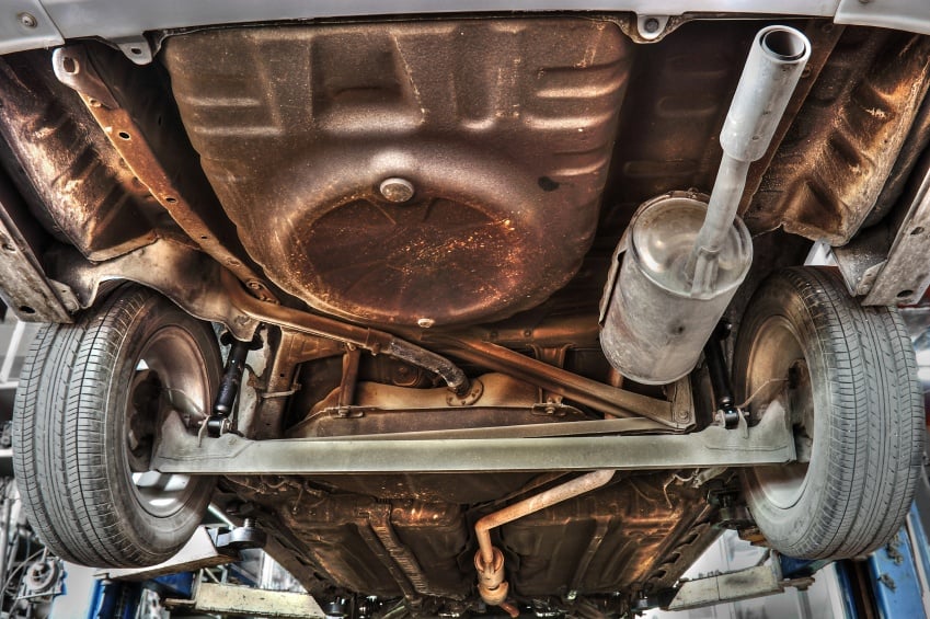 Parte baja de un automóvil lubricantes grado industrial-asteclub